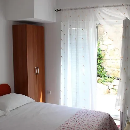 Visnja Nv 1 - For 2 Persons With Terrace * Novi Vinodolski
