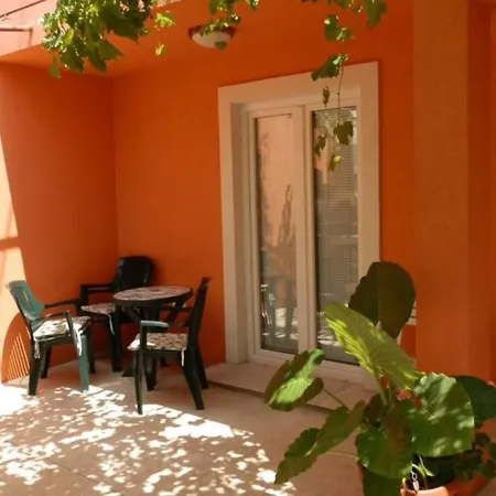 Visnja Nv 1 - For 2 Persons With Terrace Apartman